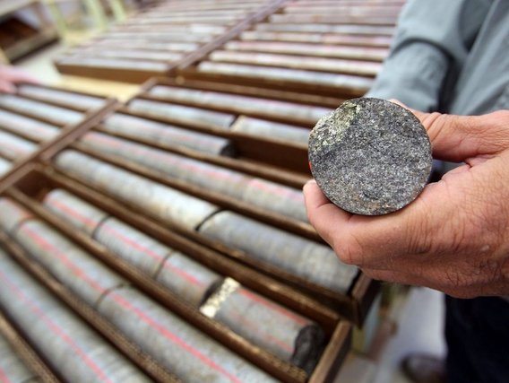 Rolos em caixas Rolos de pedra em caixas