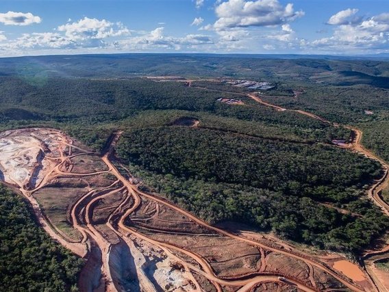 Engenho mine, uranium production Mina do Engenho no Brasil cercada por floresta tropical